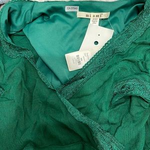 Emerald green franchesca’s top